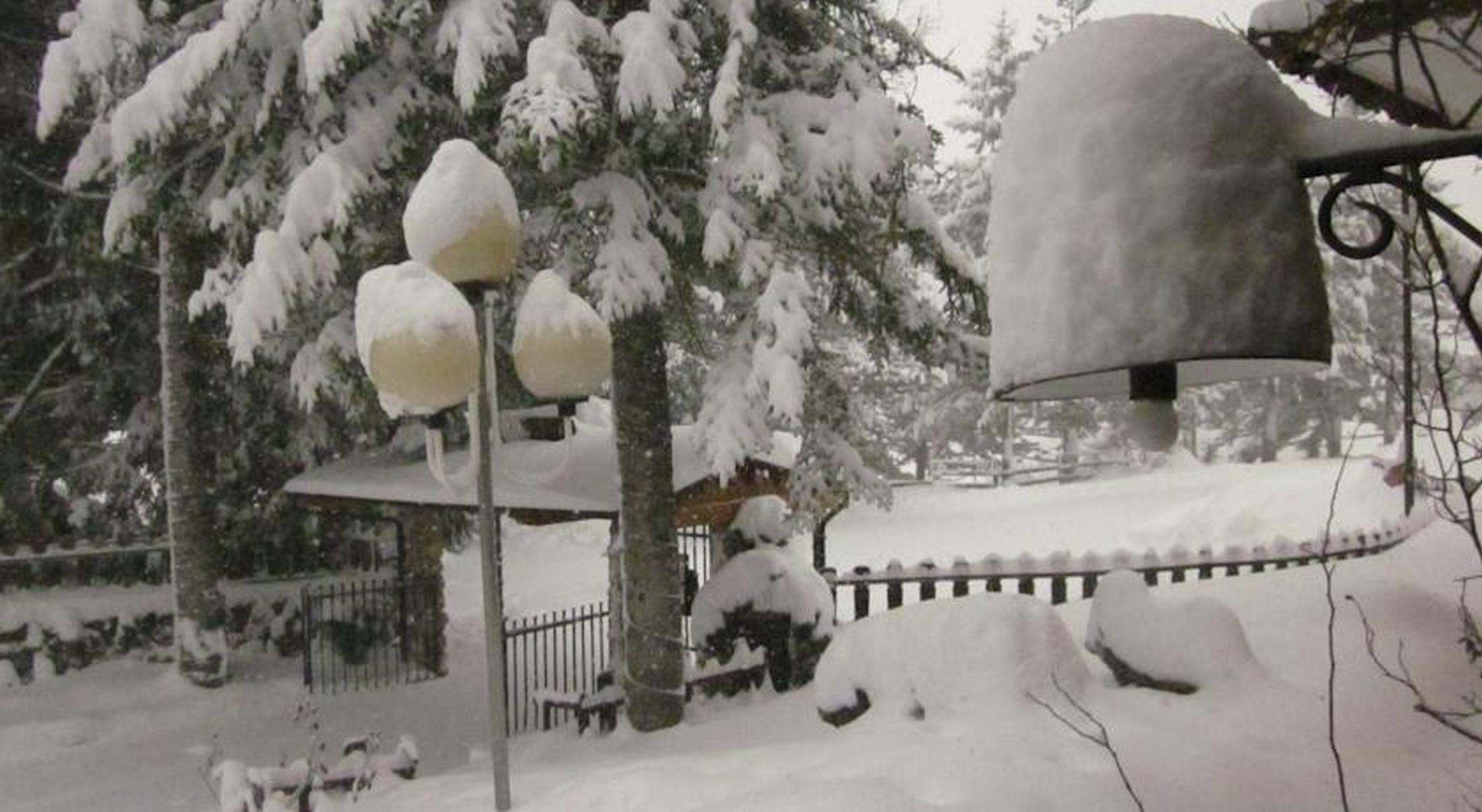 Hotel Orso Bianco Pescasseroli Extérieur photo